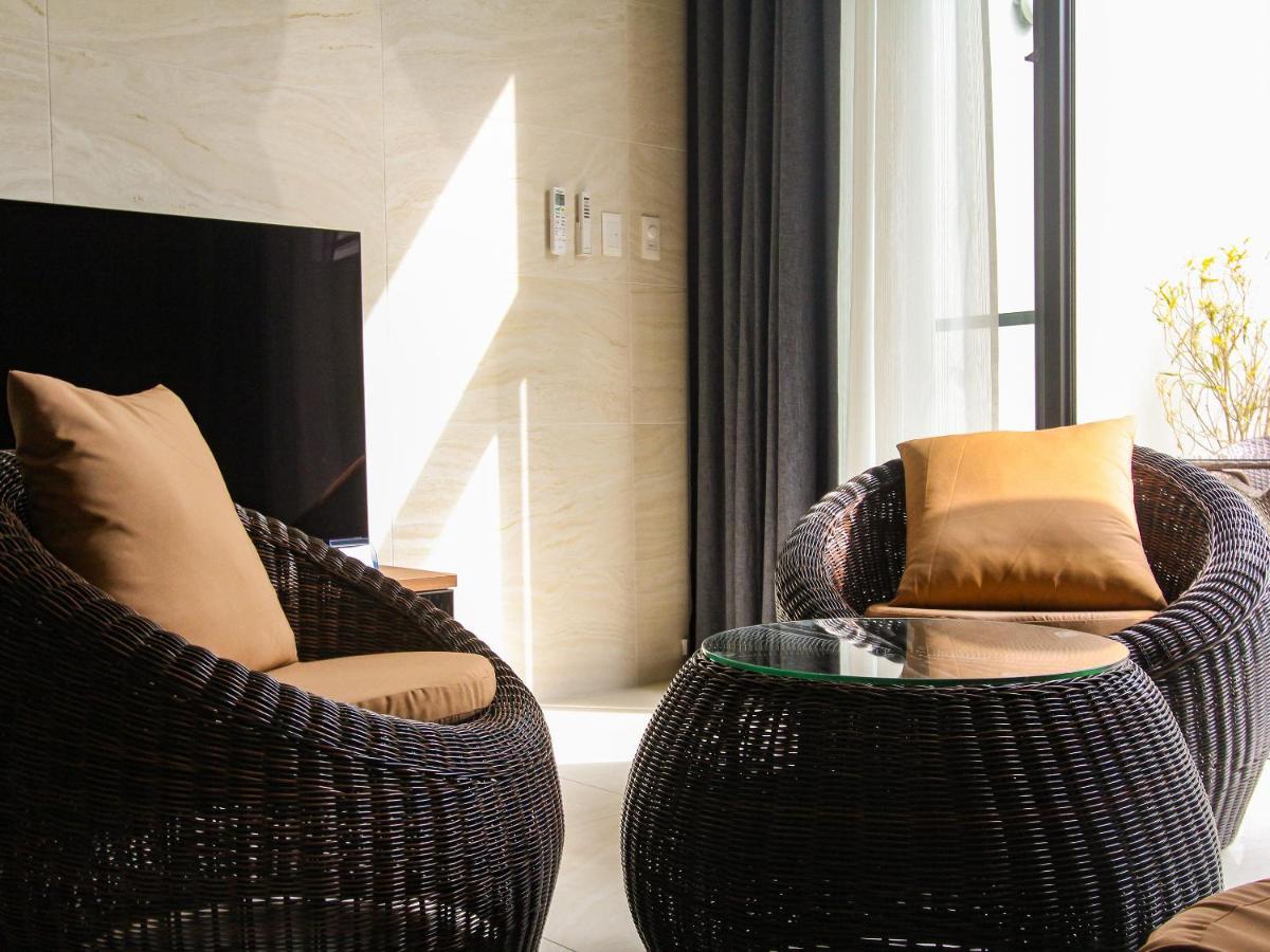 Villa Life Indah Sumuide Наґо Екстер'єр фото